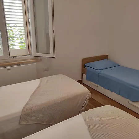 Semesterbostad Villetta Viana